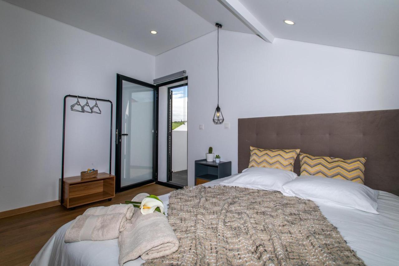 Carvao Pdl Inn Arrifes 外观 照片